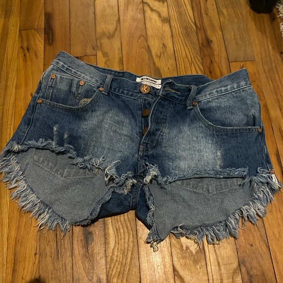 One x oneteaspoon shorts 28 - Picture 1 of 4